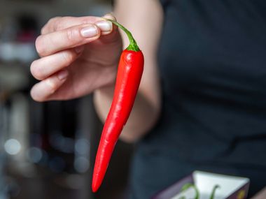 Chudnú milovníci chilli jednoduchšie? Vplyv kapsaicínu na hlad, energetický výdaj a spaľovanie tukov