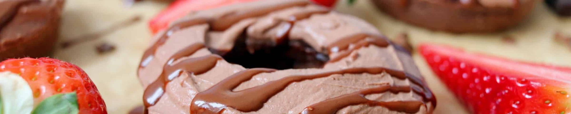 Sladučké čokoládové donuty nemusia mať stovky kalórií. Skús naše domáce, chutné a navyše bielkovinové (Recept)
