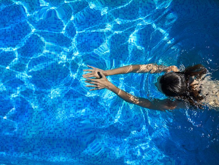 Plávanie je vhodné takmer pre každého a toto sú jeho výhody pre naše zdravie