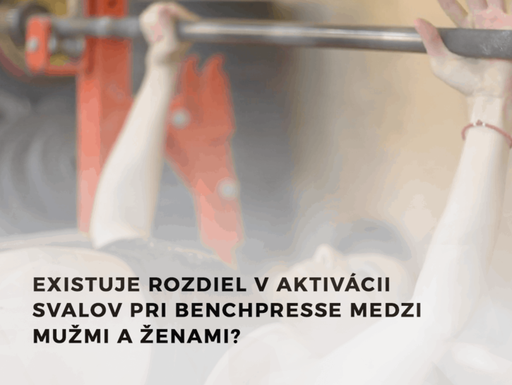 Existuje rozdiel v aktivácii svalov pri benchpresse medzi mužmi a ženami?