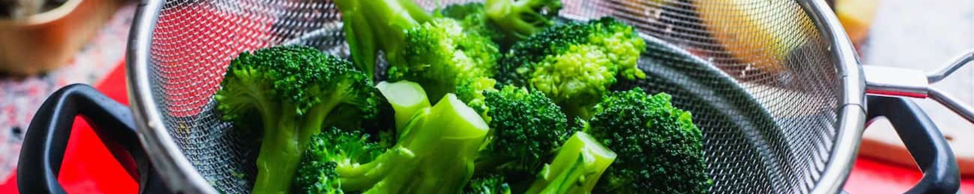 Jedením brokolice za lepšou regeneráciou po cvičení?