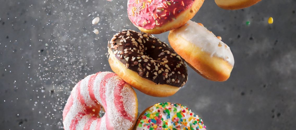 Ultra-spracované potraviny: Nový výskum z Japonska riešil hormóny, kalórie, makroživiny, apetít či rýchlosť žuvania 