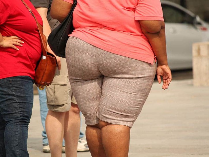 Prognózy o obezite a nadváhe sú skutočne zlé. Budú štíhli ľudia v budúcnosti ohrozený druh?